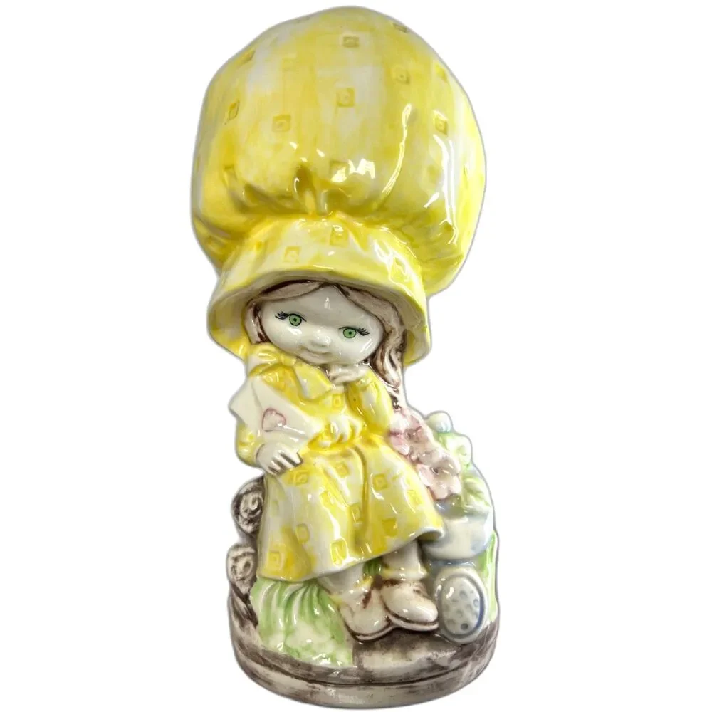 Vintage Sunbonnet Girl Figurine Yellow Bonnet Ceramic Cottage Decor Figure